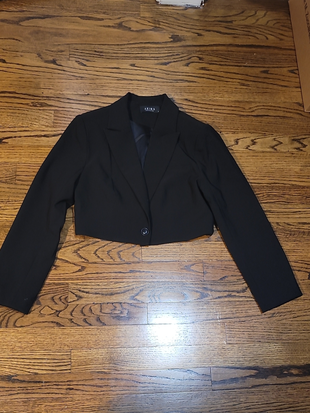 AKIRA Black Cropped Single-Button Suit Jacket